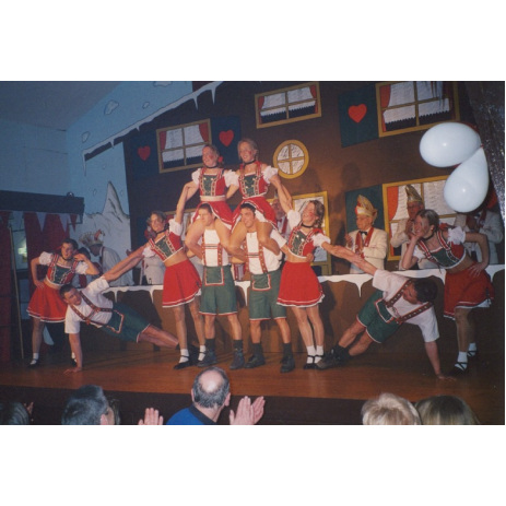 2003 - Showtanzgruppe mit Mottotanz