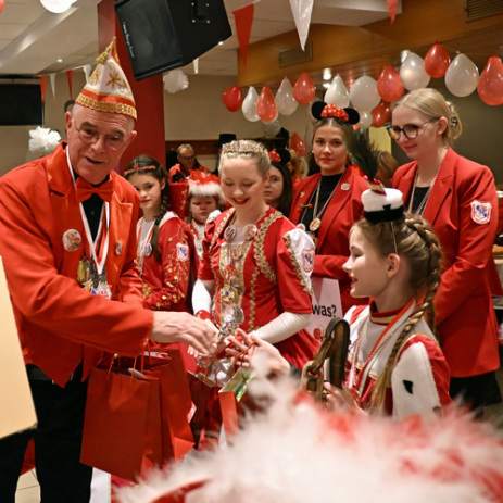 05.02.26 - Kinder-Dreigestirn beim Seniorennachmittag in Woffelsbach